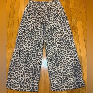 New NWT Anthropologie Pilcro Wide Leg Denim Jeans High Rise Leopard Print Sz 28